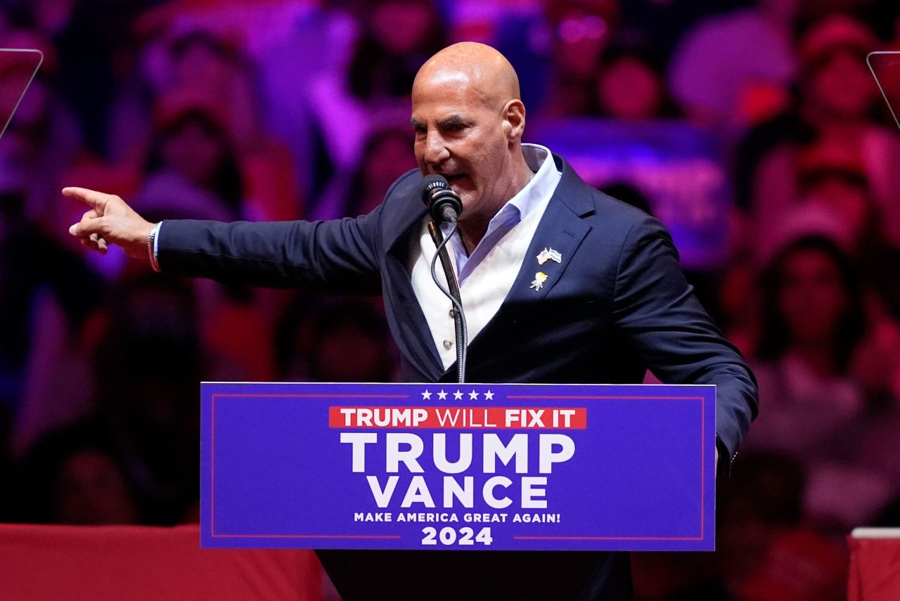 Radio host Sid Rosenberg speaks at a campaign rally at Madison Square Garden in New York on Sunday.