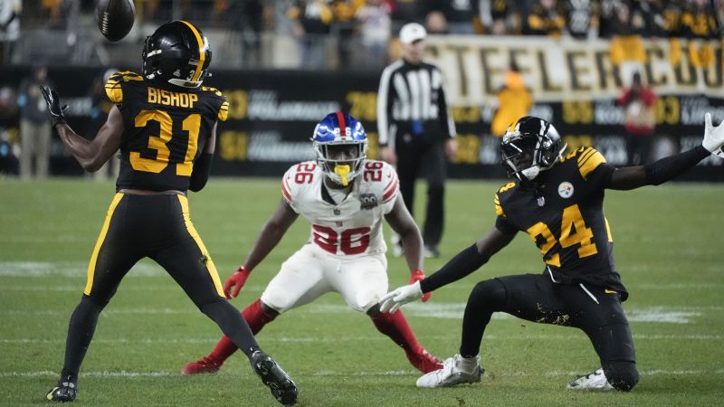 Steelers vs. Giants: A late interception seals Pittsburgh’s hard-fought win over New York on Monday Night Football