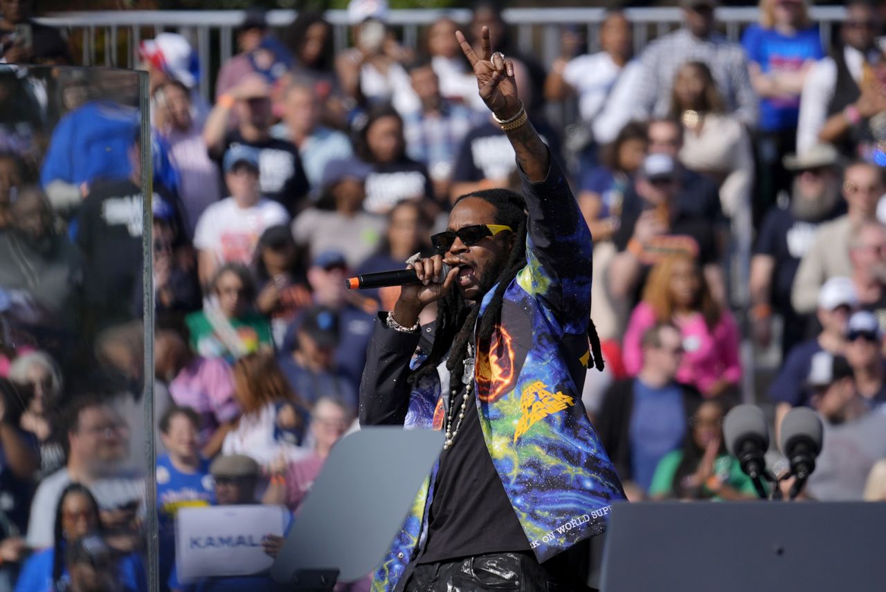 2 Chainz performs at a Kamala Harris rally in Atlanta on Saturday.