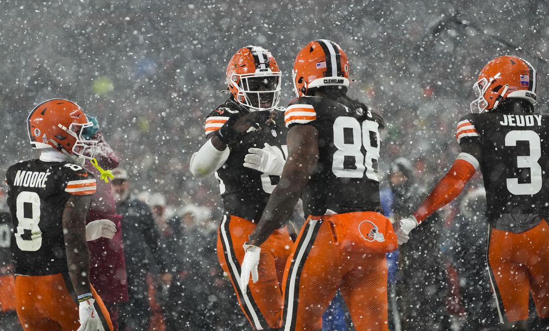 Despite the weather, there were plenty of goals scored in the second half of Thursday Night Football.