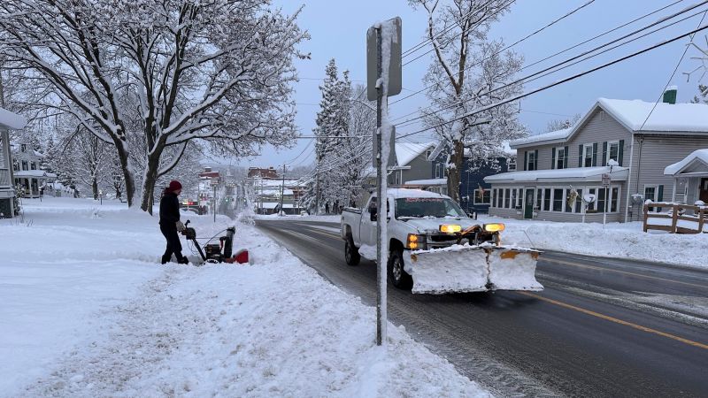 Heavy lake-effect snow creates treacherous travel in Great Lakes region as widespread Arctic chill freezes US | CNN