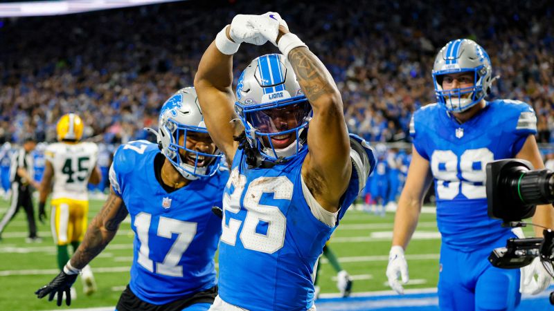 Detroit Lions extend win streak and clinch playoff berth in walk-off win over Green Bay Packers