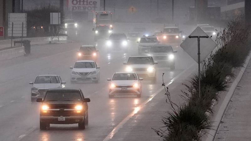 More holiday travel delays expected as powerful thunderstorms intensify from Texas to Alabama | CNN