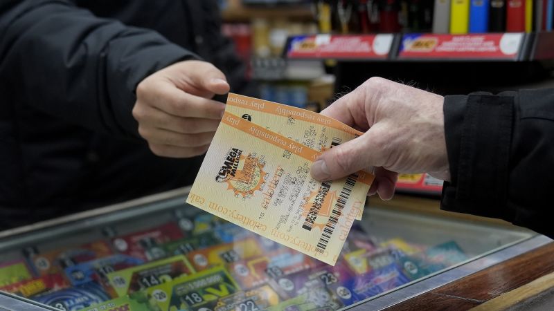 Read more about the article Looking for a late Christmas gift? Friday’s Mega Millions jackpot proposes a $1.15 billion ticket – CNN