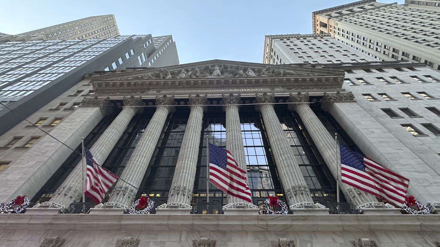 wall-street-soars-on-record-bank-profits-and-cooling-inflation-cnn