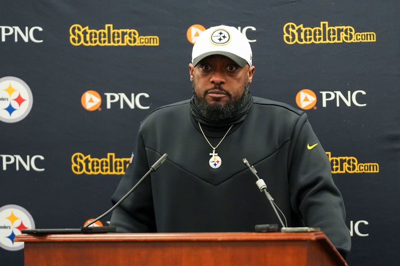 Pittsburgh Steelers head coach Mike Tomlin speaks to reporters following the game.