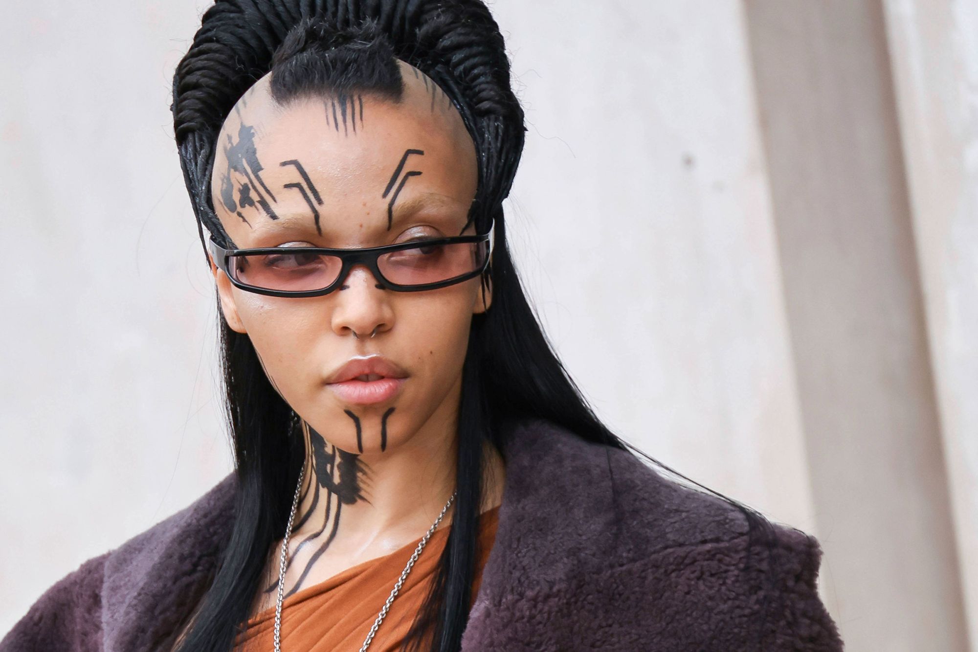FKA twigs outsides the Rick Owens Menswear Fall-Winter 2025/2026 fashion show in Paris, France, during Paris Fashion Week on January 23, 2025.