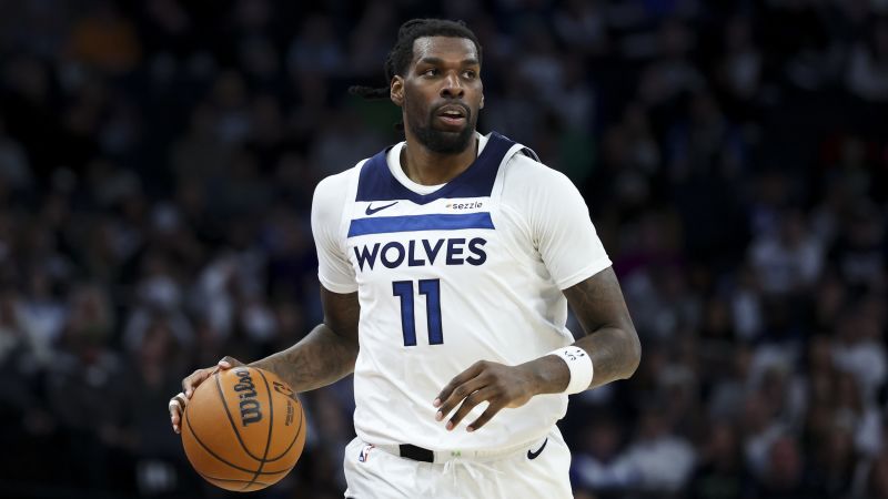 Вижте всички теми Връзка копирана Следвайте Полицията отиде в апартаментния