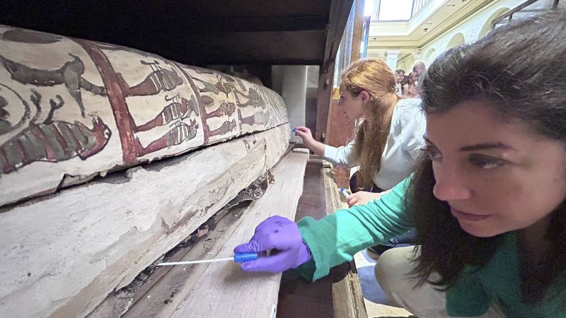 The scent of a mummy: Research discovers ancient Egyptian remains smell nice