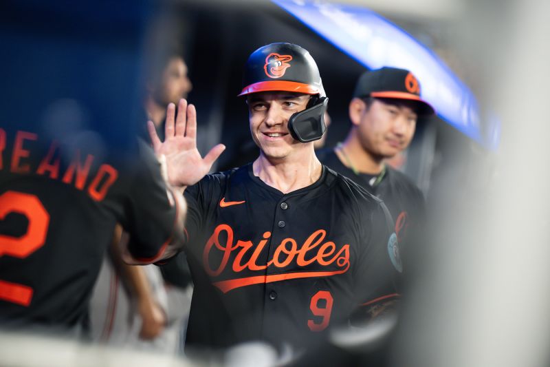 Tyler O'Neill: Baltimore Orioles outfields hits record-extending