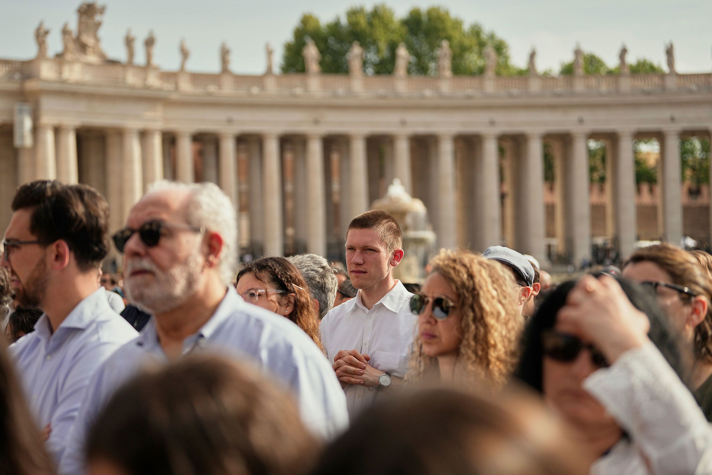Mourners gather in St. Peter's Square awaiting the arrival of Pope Francis' body.