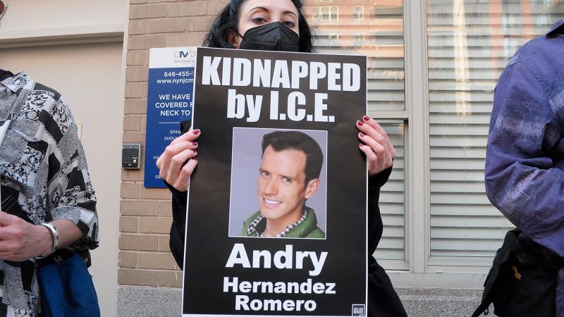He left Venezuela as an asylum seeker, dreaming of a career in cosmetics in the US. He was deported to a Salvadoran prison