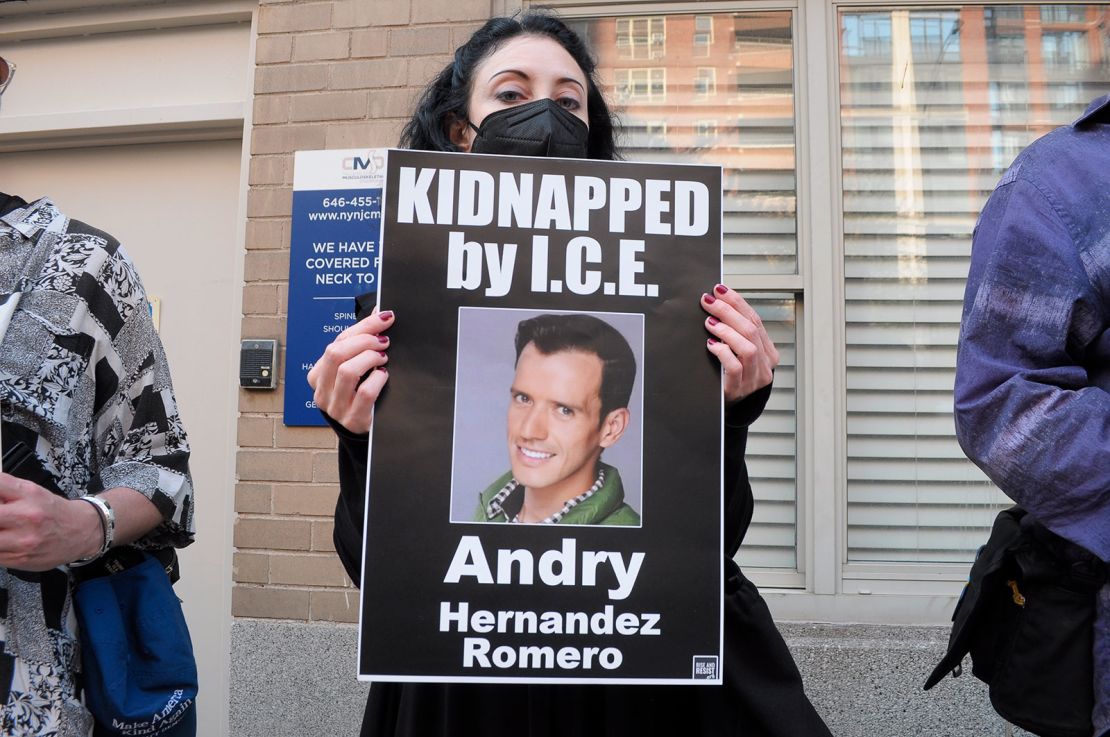 A demonstration outside El Salvador's mission to the United Nations demanding the release of Venezuelan detainees deported by the Trump administration and jailed in El Salvador.