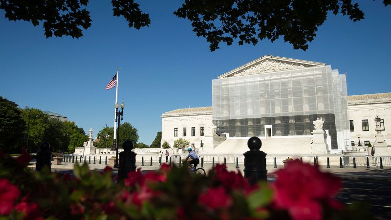 Върховният съд ще изслуша аргументи в четвъртък за плана на