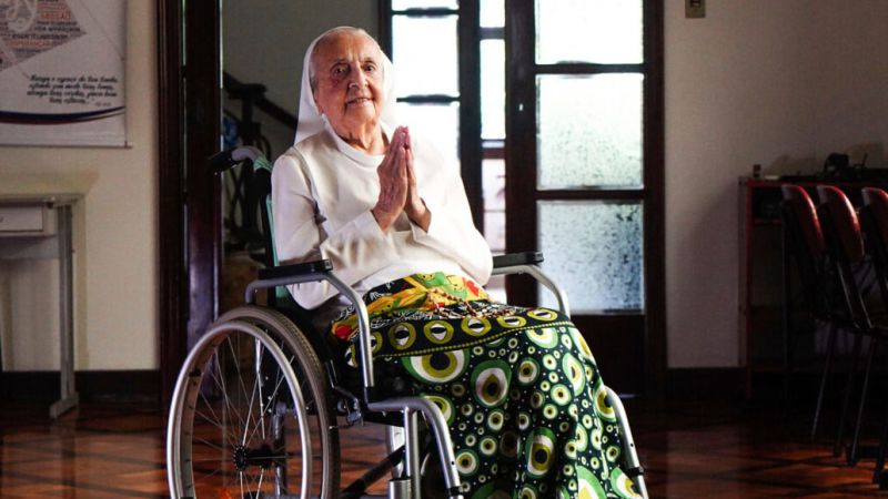 World’s oldest person, Brazilian nun Inah Canabarro Lucas, dead at 116 World’s oldest person, Brazilian nun Inah Canabarro Lucas, dead at 116
