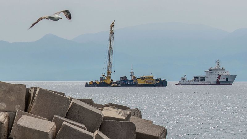 Bayesian: Operation to recover sunken superyacht begins off Italy’s Sicilian coast