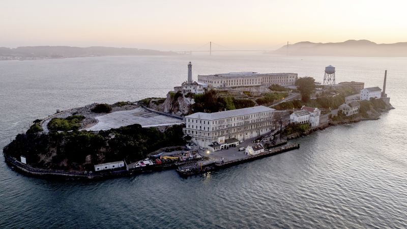 Analysis: Alcatraz, taco bowls and foreign films are on Trump’s mind | CNN Politics