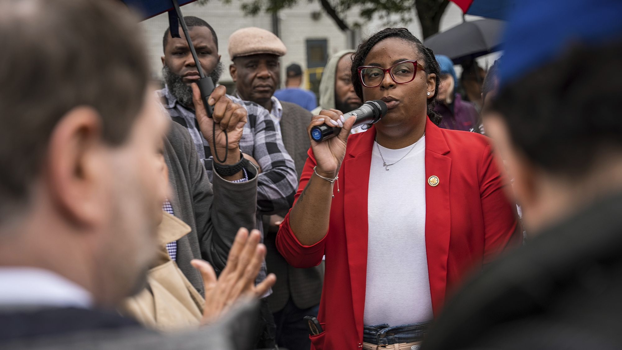 Congresswoman Rep. LaMonica McIver demands the release of Newark Mayor Ras Baraka after his arrest while protesting outside an ICE detention prison, Friday, May 9, 2025, in Newark, N.J.