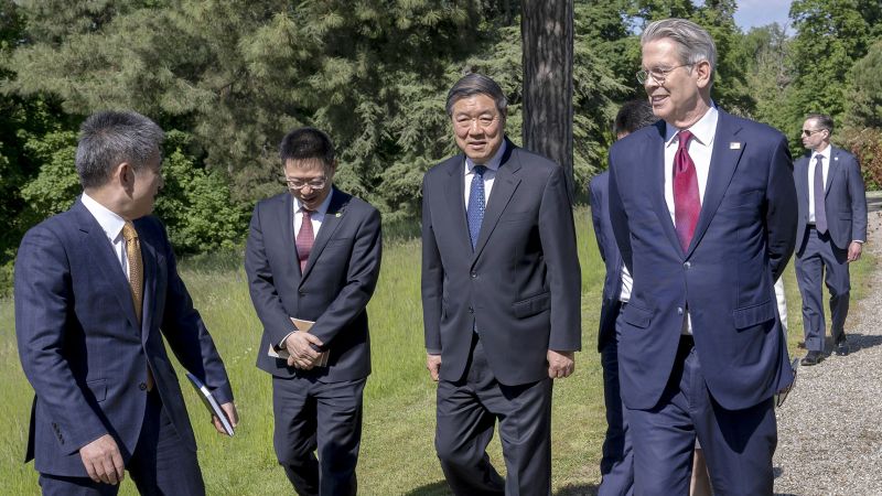 https://media.cnn.com/api/v1/images/stellar/prod/ap25134277954975.jpg?c=16x9&q=w_800,c_fill