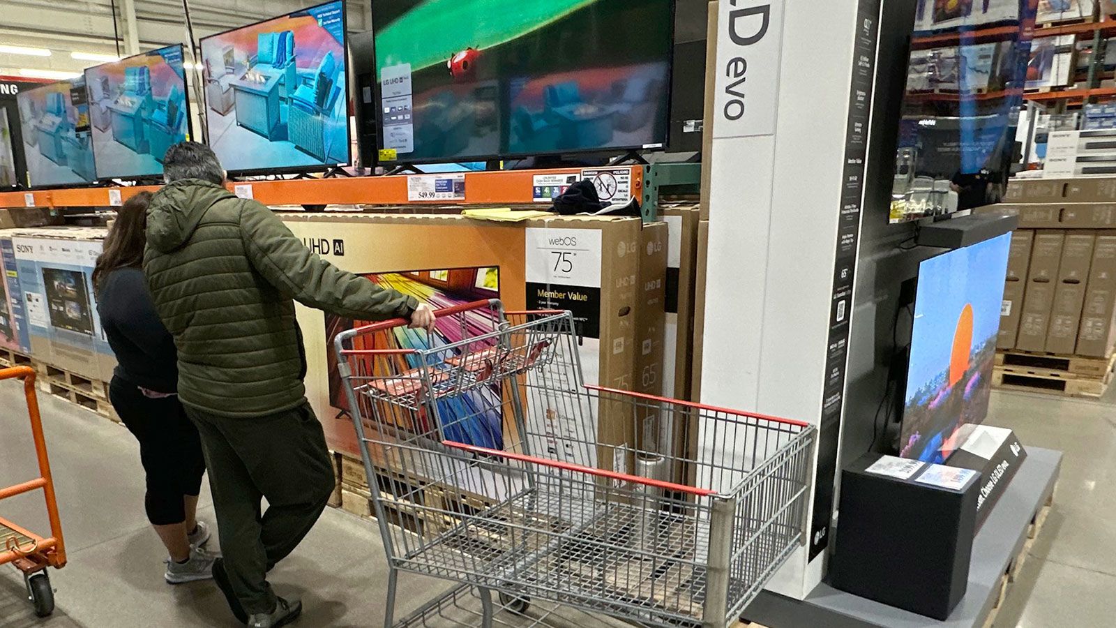 Americans’ optimism about the economy is at a near-record low
