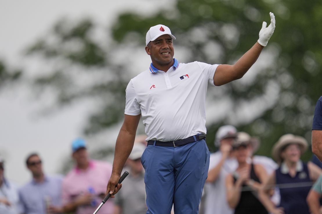 Vegas reacts to his shot hitting a rake on hole 17.