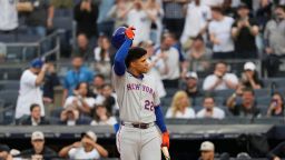 New York Mets' Juan Soto waved to the Yankees fans while they booed him.