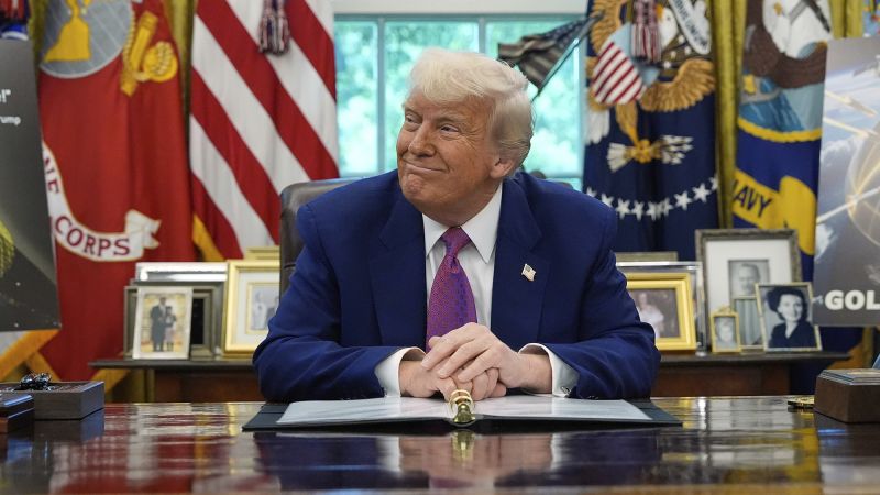 At Trump’s memecoin dinner, the guests — who paid for the invite — can count on anonymity | CNN Business