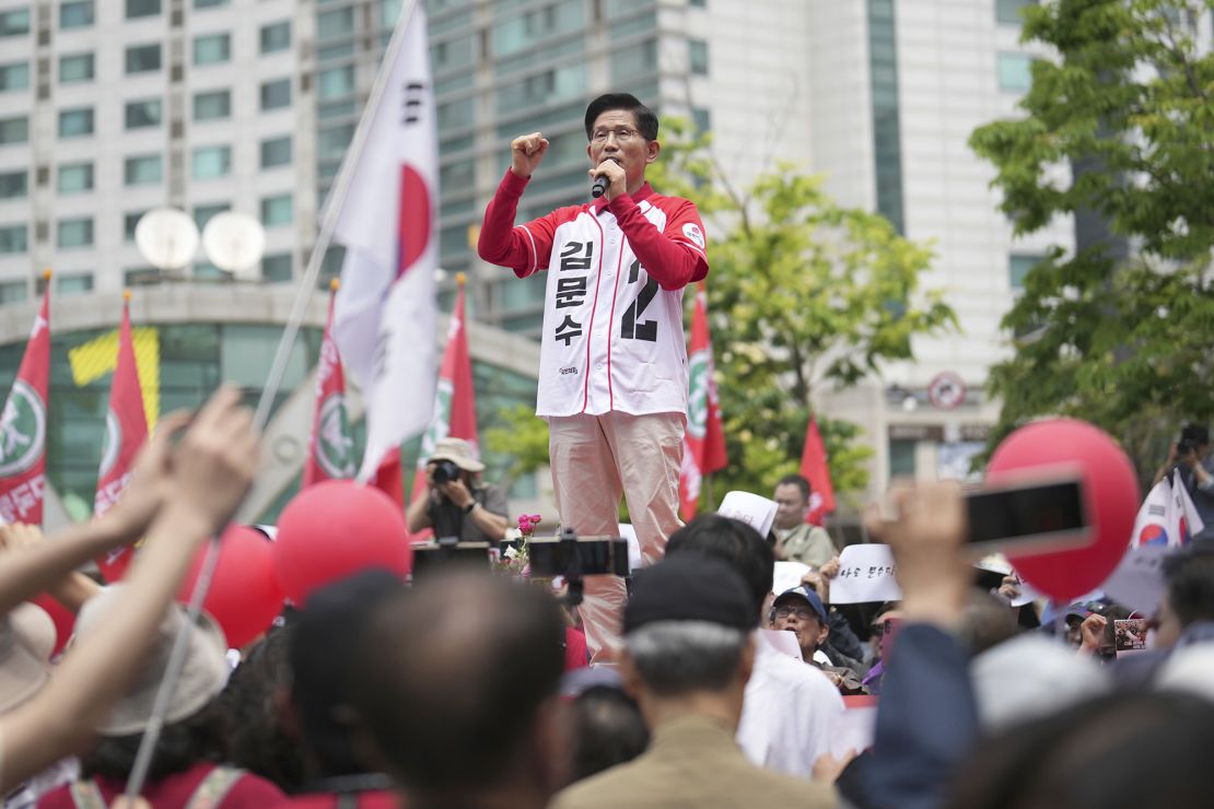 The People Power Party's presidential candidate Kim Moon-soo at an election campaign event in Goyang, South Korea, on May 21, 2025.