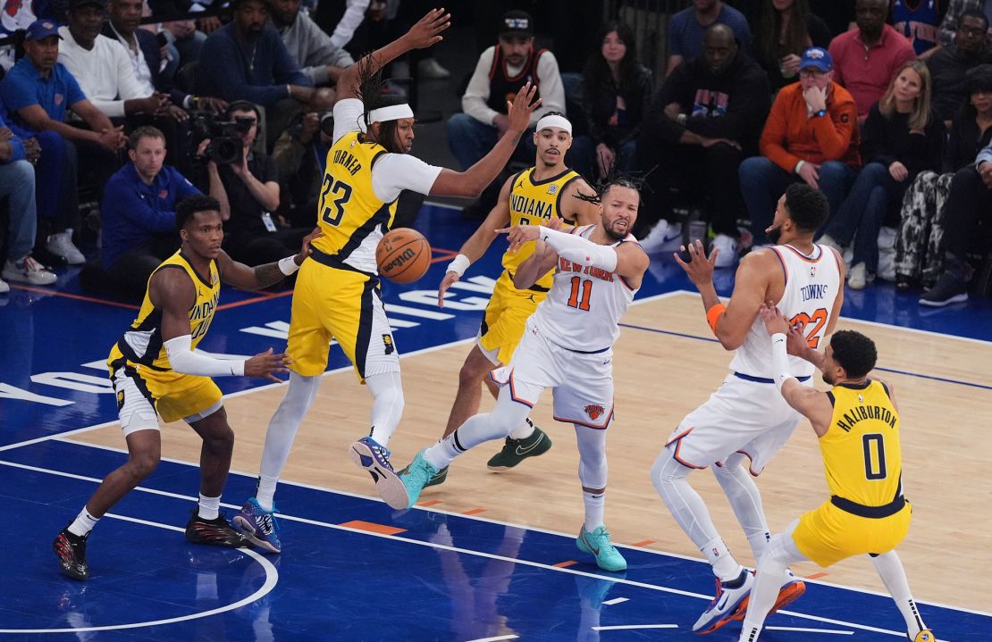 Jalen Brunson's 36 points were not enough to stop the New York Knicks from going down 2-0 in the series.
