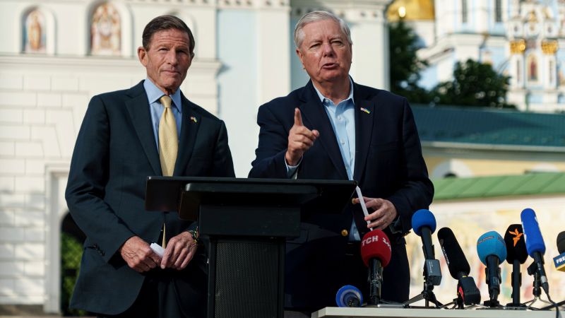 Trump Poised for Major Russia Statement as 'Sledgehammer' Sanctions Bill Nears Passage