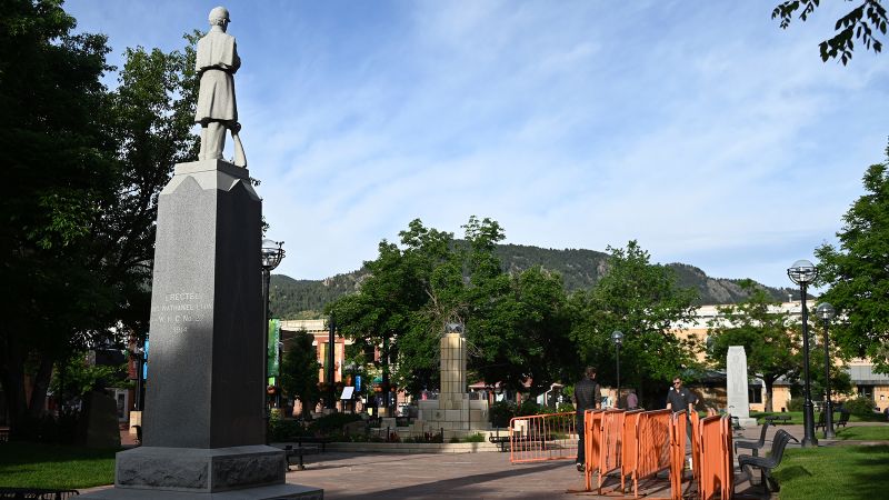 Вижте всички теми Връзка копирана Следвайте Съдия постанови във вторник