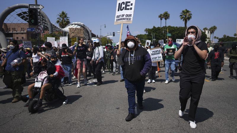 Trump officials quietly discuss moves in LA that avoid invoking Insurrection Act, but it’s not off the table