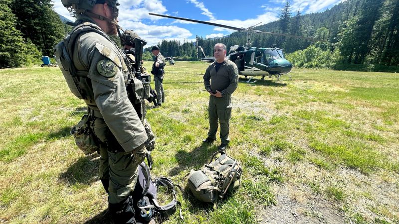 Is Travis Decker alive? A fruitless 4-week manhunt has produced 'no certain evidence'