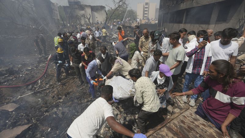 Live updates: Plane crashes in western Indian city of Ahmedabad | CNN