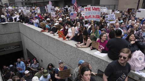 Demonstrators take part in the "No Kings Day" protest, Saturday, June 14, 2025, in Chicago. (AP Photo/Nam Y. Huh)