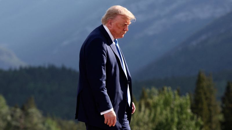 CNN Тъй като президентът Доналд Тръмп се подготви да напусне