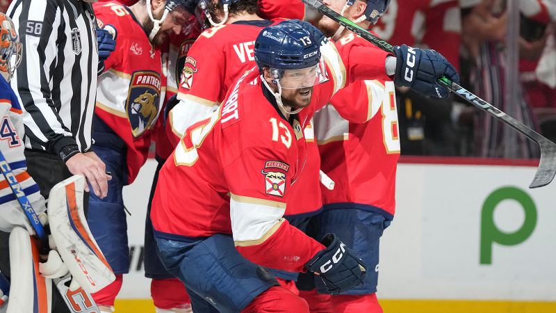 Florida Panthers win second straight Stanley Cup in a 5-1 romp, led by Sam Reinhart’s four goals