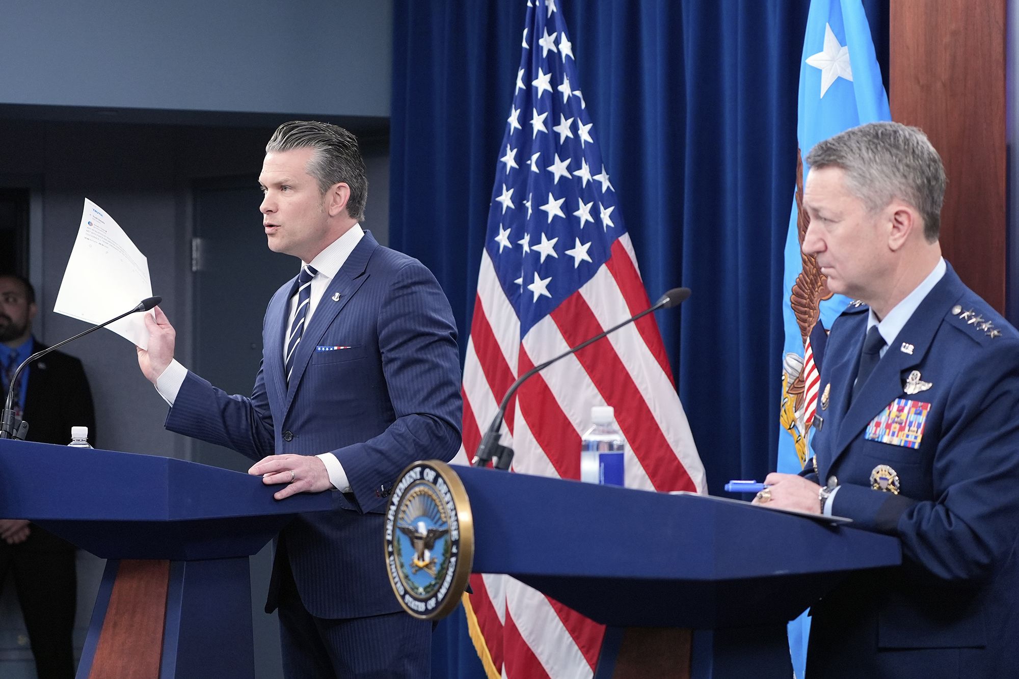 Live updates: Trump orders US bombing of Iran nuclear sites; world awaits response from Tehran | CNN