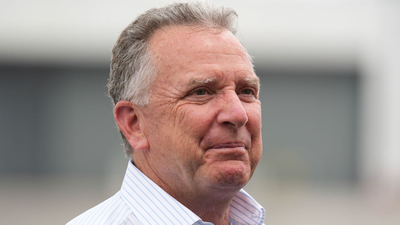 White House special envoy Steve Witkoff waits for the arrival of President Donald Trump at Teterboro Airport in Teterboro, New Jersey, on July 13.
