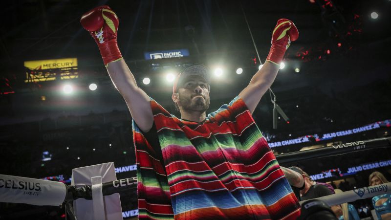 Julio César Chávez Jr. deported to Mexico for alleged cartel ties and drug trafficking
