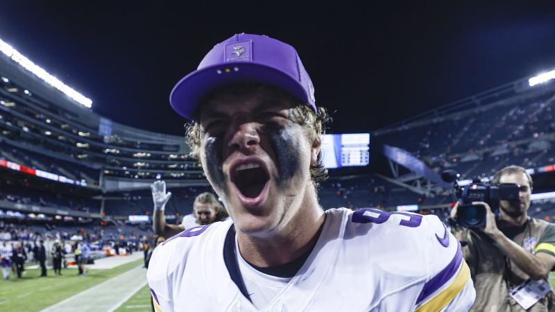 JJ McCarthy leads dramatic fourth-quarter comeback in NFL debut to help Vikings beat division rivals Bears on MNF
