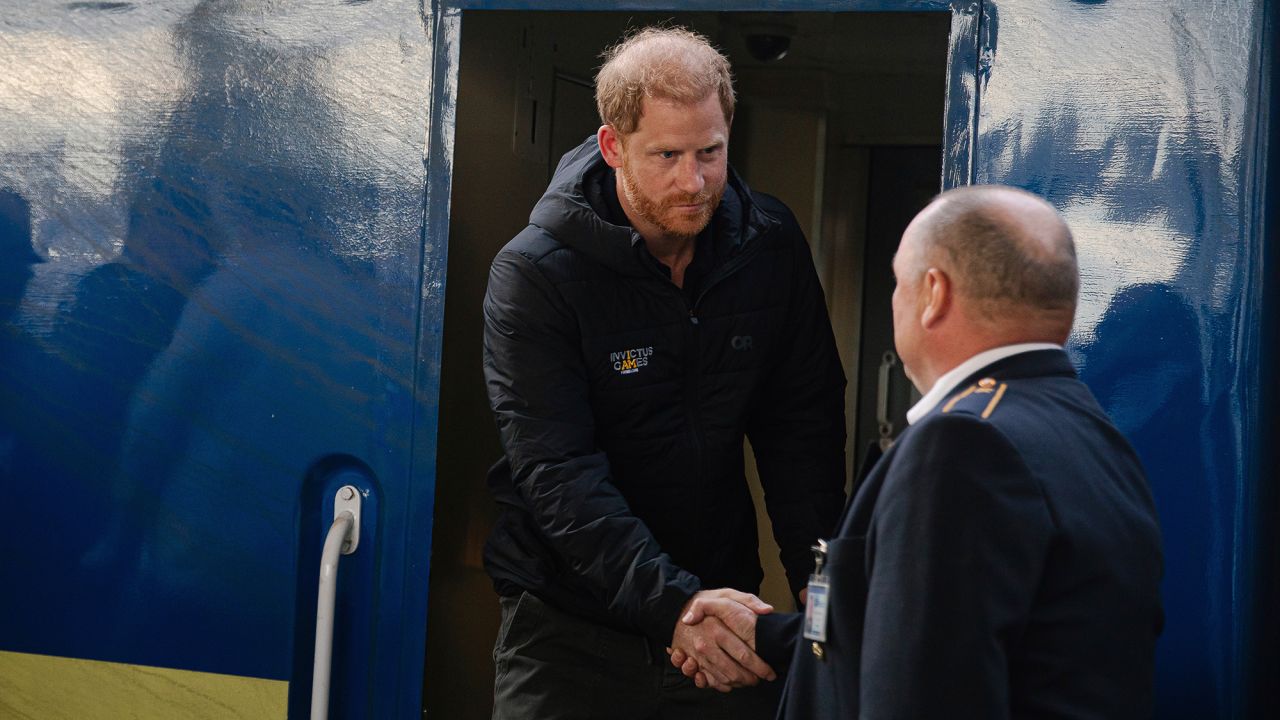 In this photo provided by the Railway of Ukraine Ukrzaliznytsia on Friday, Sept. 12, 2025, Britain's Prince Harry arrives on central railway station in Kyiv region, Ukraine. (Railway of Ukraine Ukrzaliznytsia via AP)