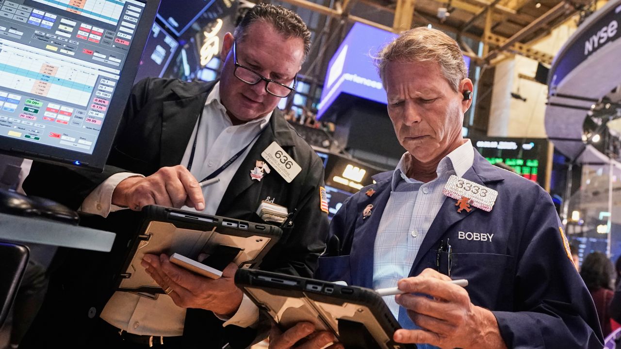 While the Fed balances a weakening labor market and stubborn inflation, investors are cheering the prospect of a rate-cutting cycle.