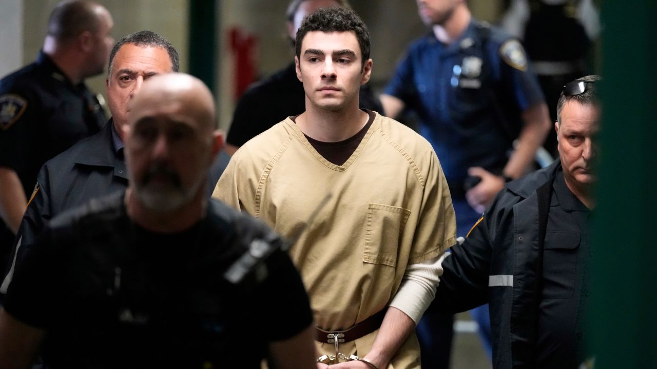 Luigi Mangione is escorted into Manhattan state court in New York, Tuesday, Sept. 16, 2025.
