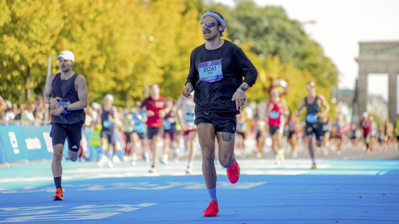 Harry Styles runs Berlin Marathon in under three hours