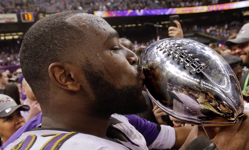 Arthur Jones, a defensive lineman who won a Super Bowl with the Ravens, has died at 39