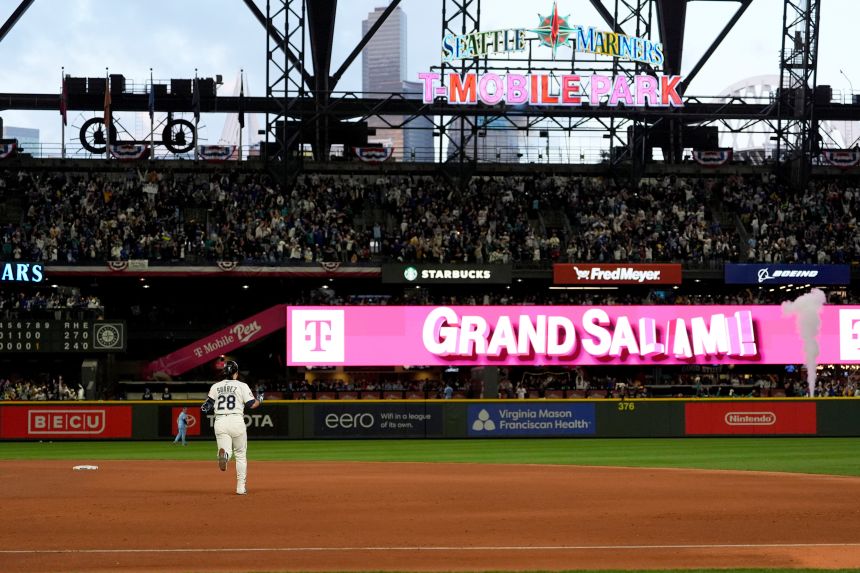 Eugenio Suárez joined Edgar Martínez as just the second Mariner to hit a grand slam in a postseason game.