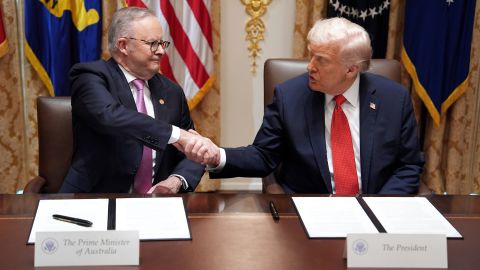 President Donald Trump, right, shakes the hand of Australian Prime Minister Anthony Albanese during a meeting in the Cabinet Room of the White House, Monday, October 20, 2025, in Washington. (AP Photo/Evan Vucci)