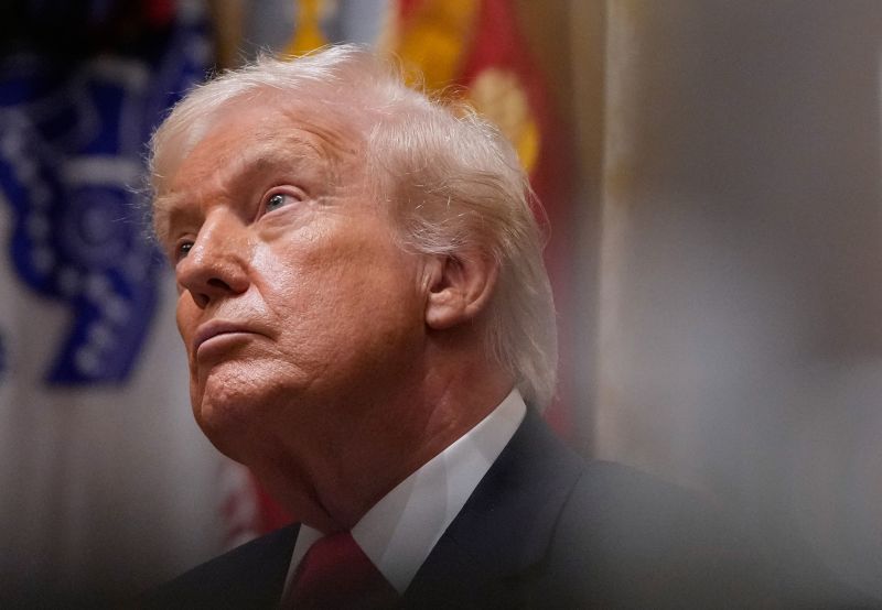 Dステ12th「TRUMP」REVERSE 、TRUTH But He Digresses: Trump's Strangest Detours Down the Stretch - The