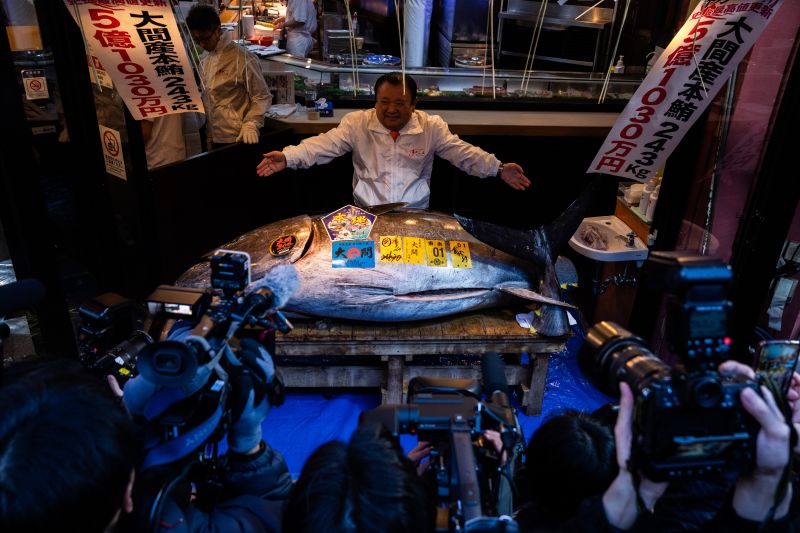 Bluefin tuna fetches record $3.2 million at Japan's Toyosu market